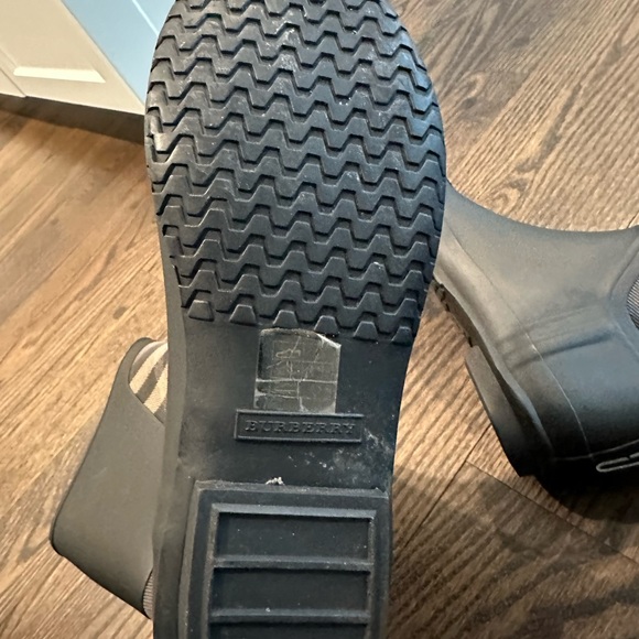Burberry Clemence rain boots - Picture 6 of 10